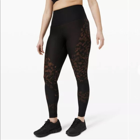 Lululemon Mapped Out High Rise Tight 28" *Camo Black/Brick Size 8 - Picture 1 of 6
